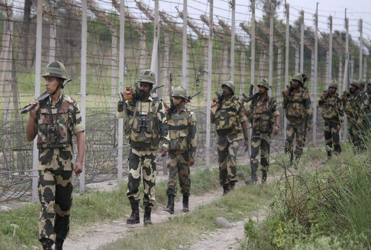 जम्मू-कश्मीरः दिगवार सेक्टर में पाक ने किया संघर्षविराम का उल्लंघन, मुंहतोड़ जवाब दे रही सेना