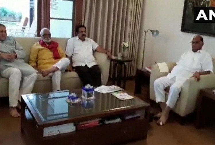 महाराष्ट्र: सरकार गठन की उम्मीद में आज सोनिया से मिलेंगे पवार, कांग्रेस की शिवसेना संग भी बैठक