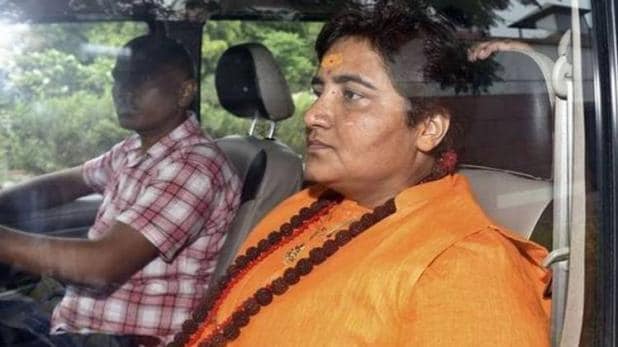 डिफेंस कमेटी से निकाली गईं साध्वी प्रज्ञा ठाकुर, BJP भी कर सकती है बाहर