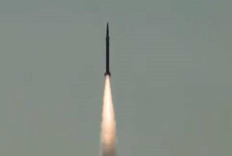 भारत की ‘अग्नि’ से जला पाक, परमाणु हथियार ले जाने में सक्षम मिसाइल का परीक्षण किया