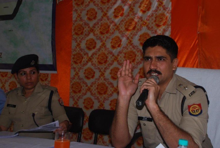 मुजफ्फरनगर पुलिस की महिलाओं से अपील, देर रात सुनसान जगह पर फंसे तो डायल करें 112