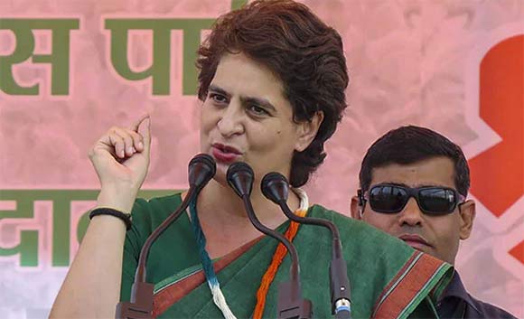 उन्नाव पीड़ित के स्वास्थ्य समाचार से मन आहत : प्रियंका गाँधी