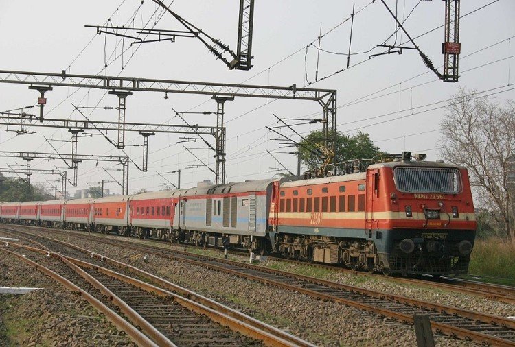 इन छह रूटों पर 300 किमी की रफ्तार से चलेगी ट्रेन, नोएडा से वाराणसी के बीच भी बनेगा नया कॉरिडोर