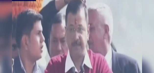 मुफ्त योजनाओं पर सवाल का केजरीवाल ने शपथ लेते ही दिया जवाब, कहा- ‘मरीजों से पैसे लूं तो मुझपर लानत’