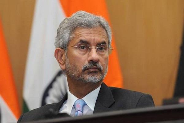ट्रंप की धमकी पर विदेश मंत्रालय का जवाब- हम पर निर्भर पड़ोसी देशों को ही देंगे दवाएं