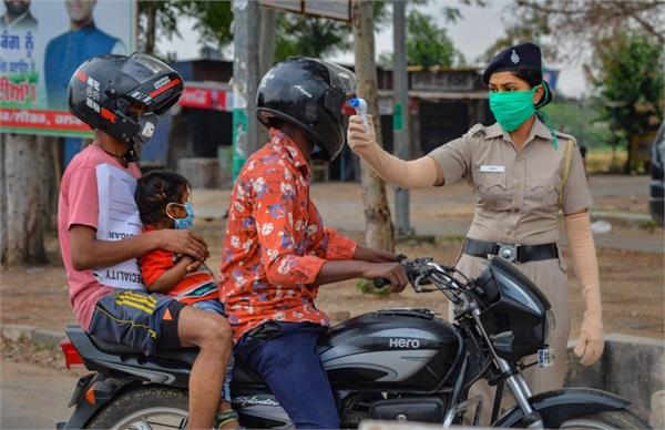 देश में कोरोना वायरस से मरने 826 लोगों की मौत, संक्रमितों की संख्या 27,000 के करीब पहुंची