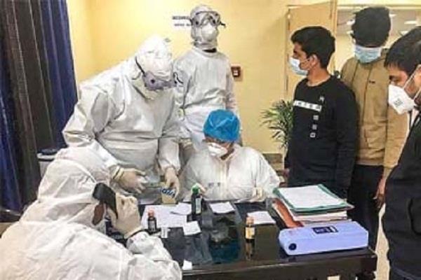 देश में कोरोना वायरस के मामले 30000 के पार, मौत का आंकड़ा 1000 के करीब