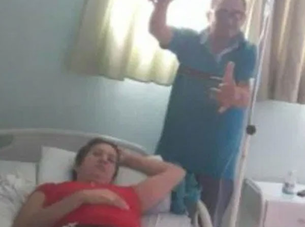 डॉ. ने मृत बताकर महिला को बॉडी बैग में डाला, पर वो जिंदा निकली
