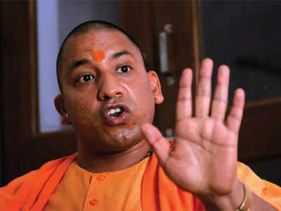 जमातियों के दुर्व्यवहार पर सीएम योगी सख्त, कहा- कानून का पालन करना सिखाएंगे