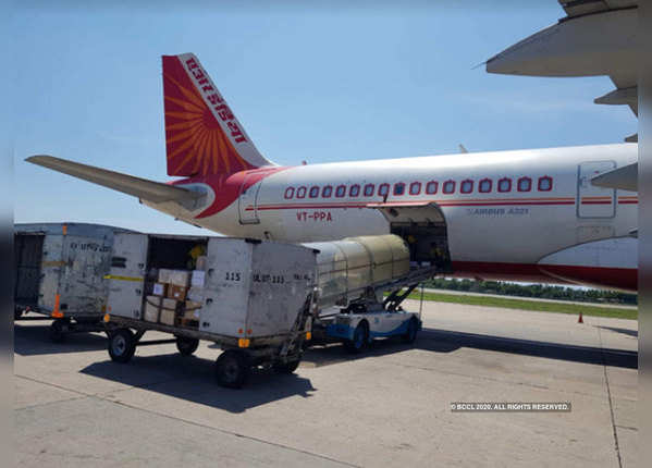 खुद महामारी से पीड़ित लेकिन 55 से ज्यादा देशों को भेजी मदद