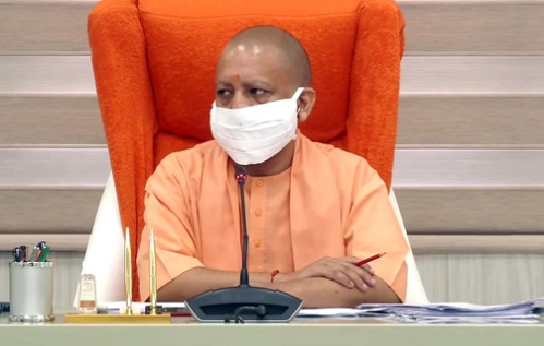 योगी सरकार करेगी श्रमिक आयोग का गठन, 30 लाख को मिलेगा रोज़गार