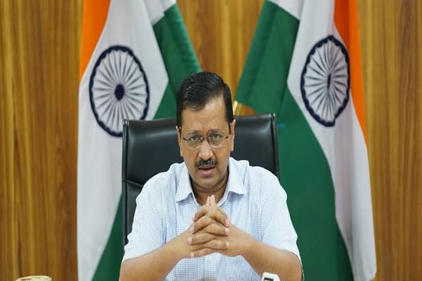 कोरोना पर केजरीवाल की प्रेस कॉन्फ्रेंस, बोले- मजदूरों को सड़कों पर देख लगता है फेल हो गया सिस्टम