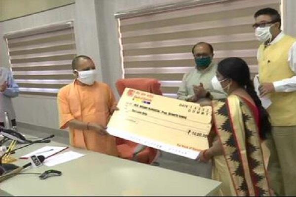CM योगी ने 56 हजार से अधिक उद्यमियों को एकमुश्त दिया 2,000 करोड़ रूपये से अधिक कर्ज