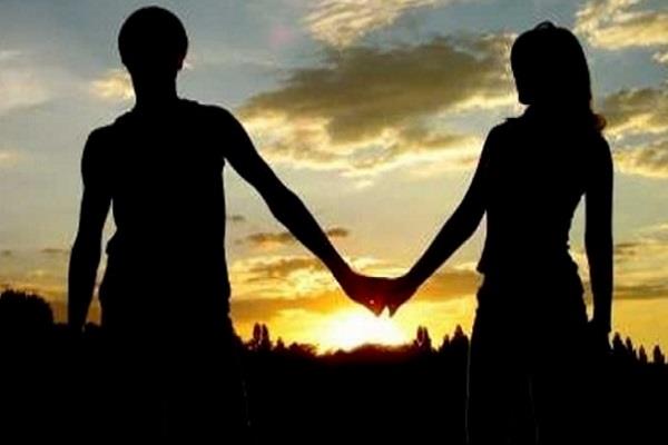 ‘शादी का झूठा वादा करके शारीरिक संबंध बनाना रेप नहीं’
