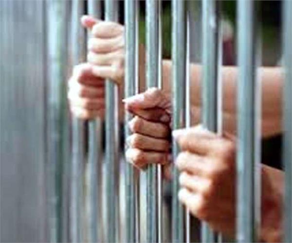 प्रयागराज: एक ही परिवार के चार लोगों की हत्या का कातिल बेटा ही निकाला