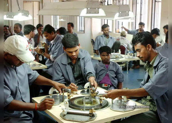 ​अब 12 घंटे तक काम