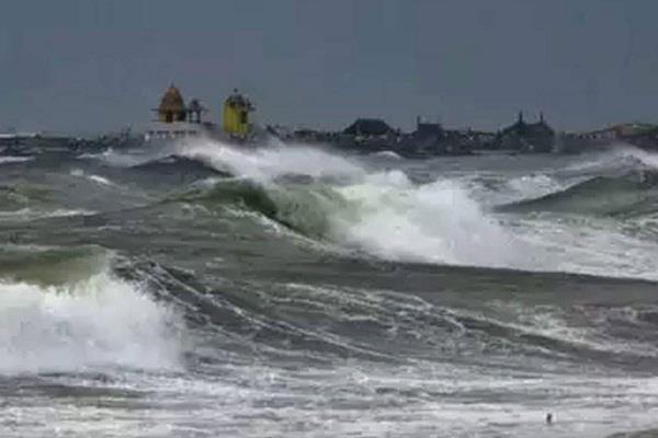 अरब सागर में बढ़ता दबाव ले सकता है एक विकराल चक्रवाती तूफान का रूप, मुम्बई पर पड़ेगा असर