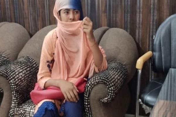 फर्जीवाड़ाः अनामिका शुक्ला केस में नया खुलासा, 22 हजार में नियुक्ति और हाथ आते थे बस 10 हजार