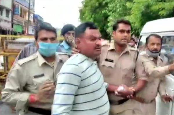 मृतक पुलिसवालों के शवों को जलाना चाहता था, इसलिए किया इकट्ठा: गैंगेस्टर विकास दुबे