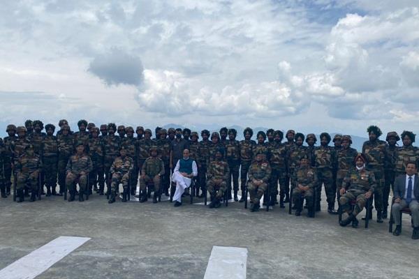 ‘भारत माता की जय’…’जो बोले सो निहाल’ से गूंजा LOC, आप में भी जोश भर देगा यह वीडियो