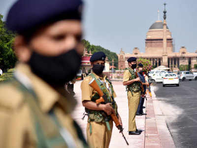मिला अलर्ट, दिल्ली में बढ़ी चौकसी, ड्रोन से निगरानी