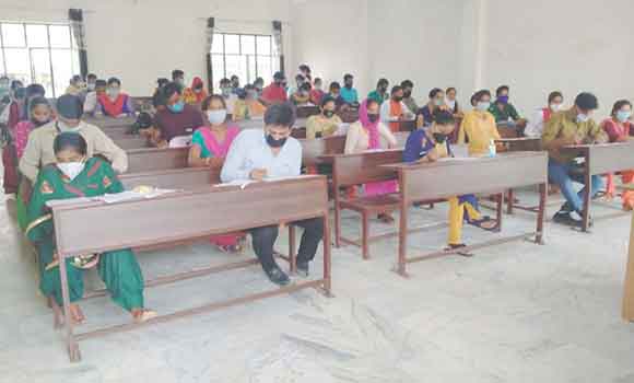कड़ी सुरक्षा के बीच बीएड संयुक्त प्रवेश परीक्षा सम्पन्न