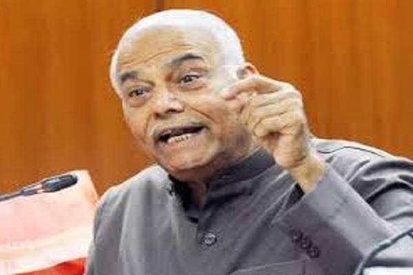 BJP राममंदिर के माध्यम से वोटों का ध्रुवीकरण कर रही हैः यशवंत सिन्हा