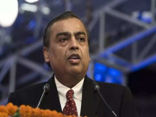 विश्व के अमीरों की लिस्ट में पिछड़े मुकेश अंबानी, चौथे से छठे पायदान पर पहुंचे