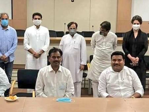 Rajasthan Latest Update: पायलट को मनाने में राहुल-प्रियंका का अहम रोल, दो घंटे की बैठक से ऐसे टला सियासी संकट