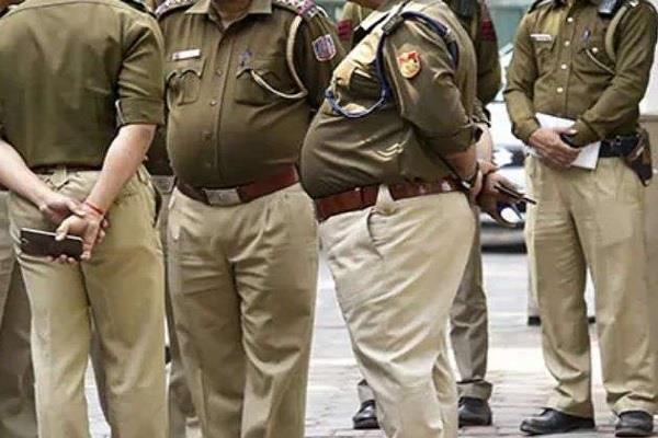 वाह रे UP पुलिस! वर्षों पहले मर चुकी महिला से शांति भंग का खतरा, किया पाबंद