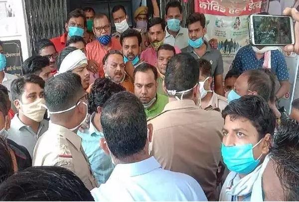 भड़के बीजेपी MLA ने SSP को दी सीधी धमकी, बोले- संभालें पुलिसवालों को वरना हम संभाल लेंगे