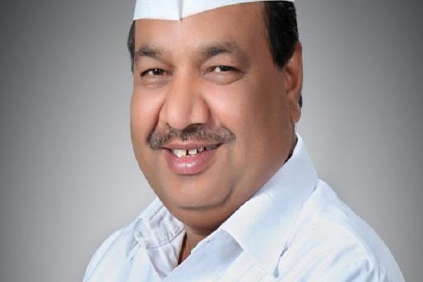 दिल्ली विधानसभा सत्र: AAP विधायक ने अचानक सदन में इस्तीफा दिया, जानिए वजह