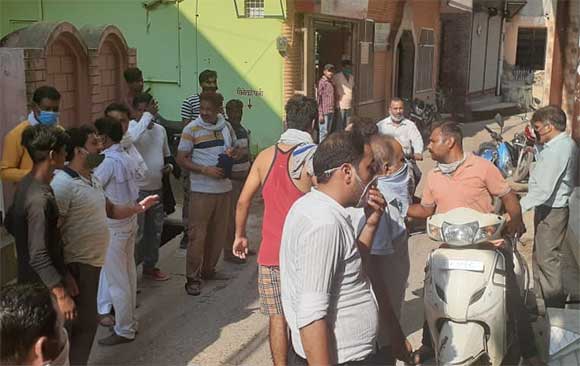 युवक के साथ मारपीट, भाजपाईयों का आरोपियों के गिरफ्तारी को लेकर हंगामा