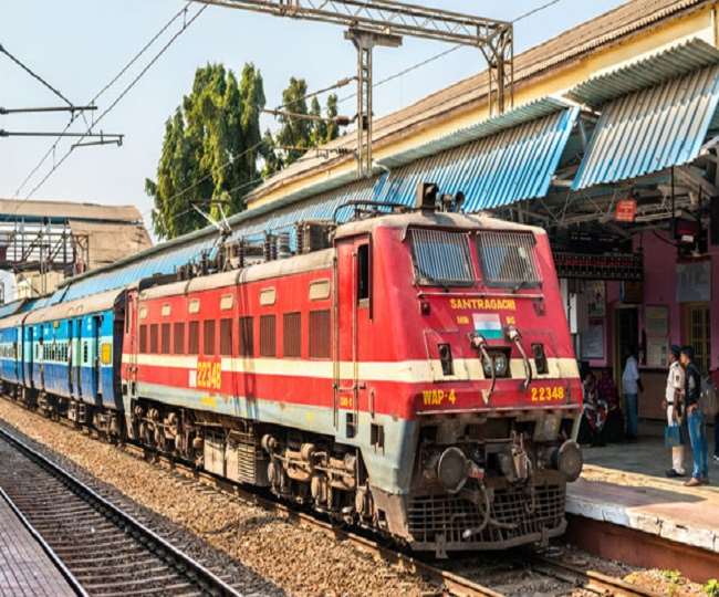 Indian Railways: त्योहारी सीजन में 15 अक्‍टूबर से चलाई जाएंगी 200 विशेष ट्रेनें