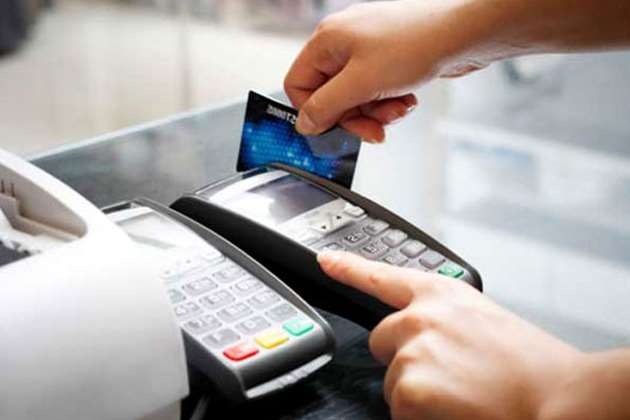 Debit Card, Credit Card को लेकर बदल गए नियम, अपना कार्ड खोल और बंद कर सकते हैं, लिमिट भी तय करें
