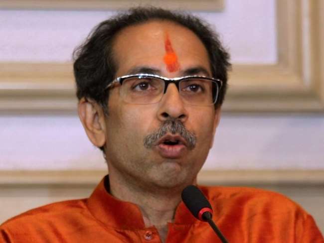 उद्धव पर बीजेपी का पलटवार, कहा- दशहरा भाषण में न धर्मनिरपेक्षता थी और ना ही हिंदुत्व