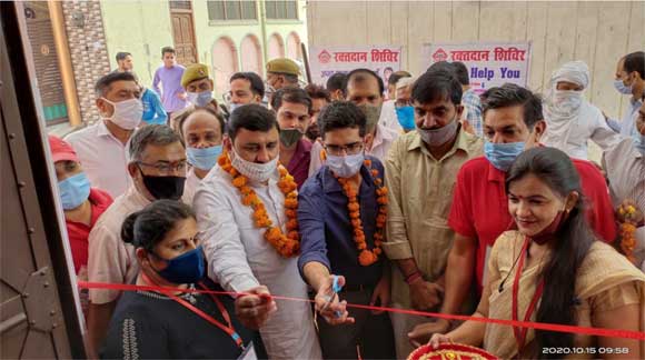 नकुड मे एफबीडी द्वारा आयोजित रक्तदान शिविर में 211 रक्तदाताओ ने रक्तदान किया