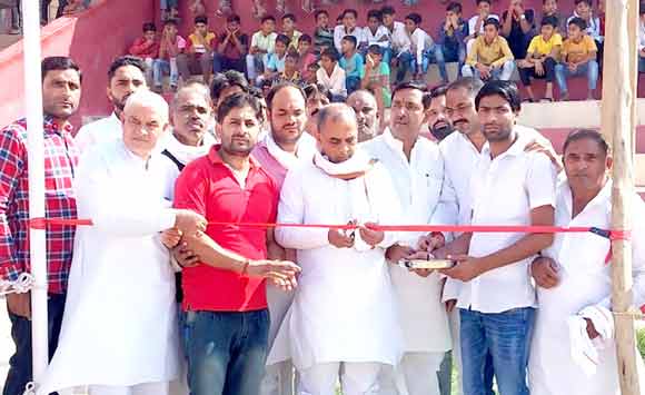 ग्राम मिरगपुर में हुआ अन्र्ताराज्य कबडडी प्रतियोगिता का आयोजन सपा जिलाध्यक्ष चै0 रूद्रसेन ने किया प्रतियोगिता का उदघाटन