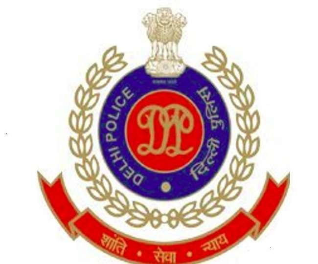 दिल्ली पुलिस के एसीपी सहित चार के खिलाफ कोर्ट के आदेश पर एफआइआर