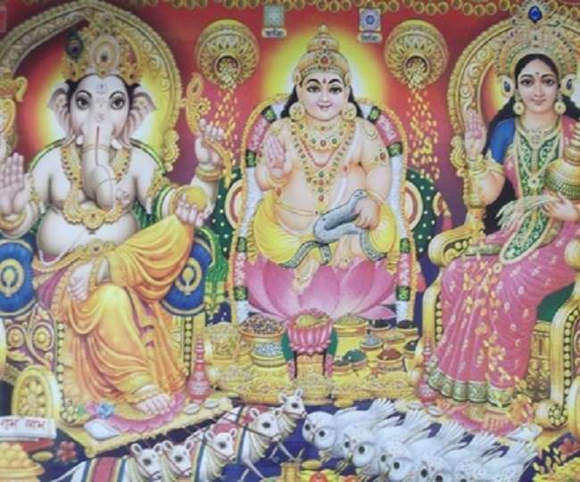 Dhanteras 2020: आज धनतेरस पर कैसे करें कुबेर और माता लक्ष्मी को प्रसन्न? जानें पूजा विधि तथा भोग