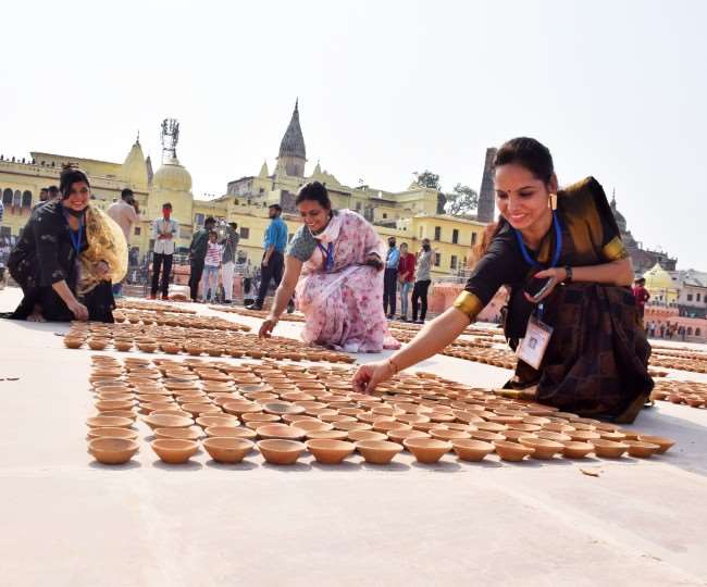 Deepotsav In Ayodhya: आज दीयों की रोशनी जगमग होगी रामनगरी, सीएम योगी करेंगे श्रीराम के स्वरूप का अभिषेक