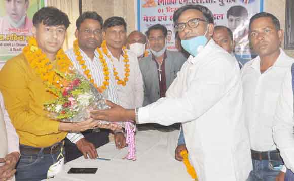 विधान परिषद चुनाव में निर्दलीय प्रत्याशी का समर्थन करने की घोषणा
