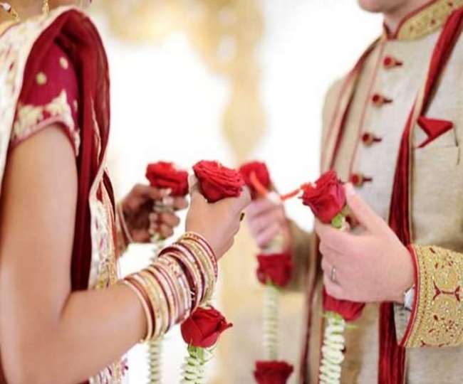 Delhi Marriage Guideline: शादी-समारोह में 50 मेहमानों की शर्त का दिल्ली वालों ने ढूंढ़ निकाला ये उपाय