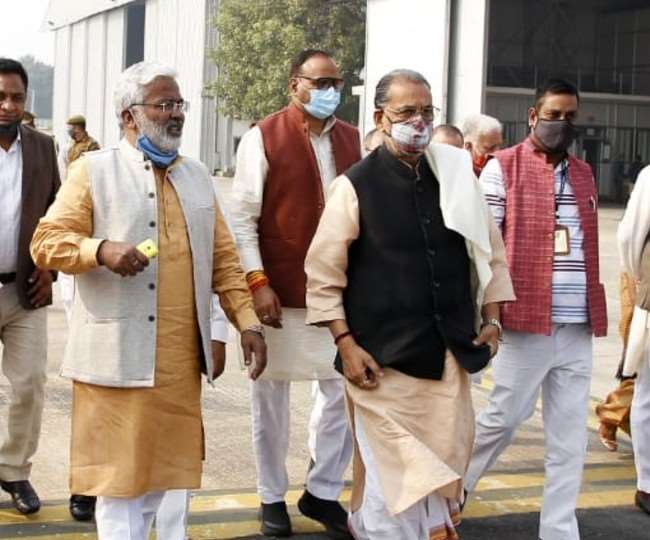 भाजपा के उत्तर प्रदेश प्रभारी राधा मोहन सिंह पहुंचे लखनऊ, संगठनात्मक रणनीति पर करेंगे चर्चा