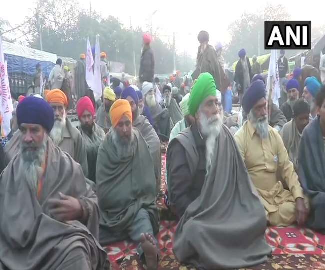 LIVE Kisan Andolan Rally: नोएडा में 60 किसान पुलिस लाइन में किए गए कैद, भारतीय किसान परिषद के कई लोग गिरफ्तार
