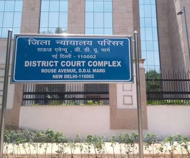 National Herald case: सुब्रमण्यम स्वामी ने विशेष अदालत से दस्तावेजों और गवाहों को बुलाने का समय मांगा