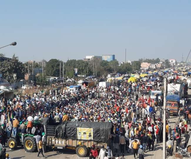 दिल्ली को जोड़ने वाली सड़कों पर किसानों का कब्जा, ट्रैफिक पुलिस ने जारी की एडवायजरी, घर से निकलने से पहले कर लें जानकारी