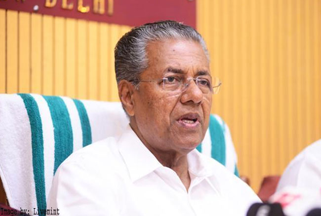 केरल: CM पिनराई विजयन ने किया फ्री कोरोना वैक्सीन का ऐलान, चुनाव आयोग पहुंची बीजेपी और यूडीएफ
