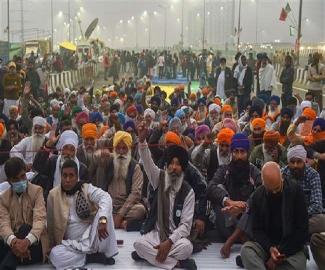 LIVE: किसानों ने किया प्रदर्शन तेज करने का एलान, आज दिल्ली-जयपुर हाइवे करेंगे बंद