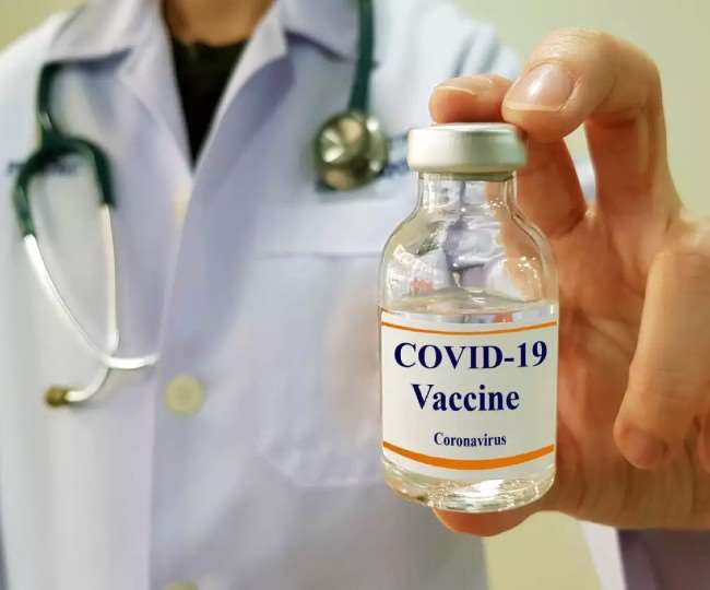 Corona Vaccination: यूपी में कोरोना टीकाकरण के लिए स्वास्थ्य विभाग के अफसरों व कर्मियों के अवकाश निरस्त